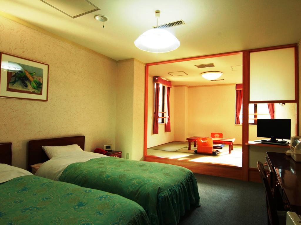 You Resort Hotel Yamanouchi  Eksteriør billede