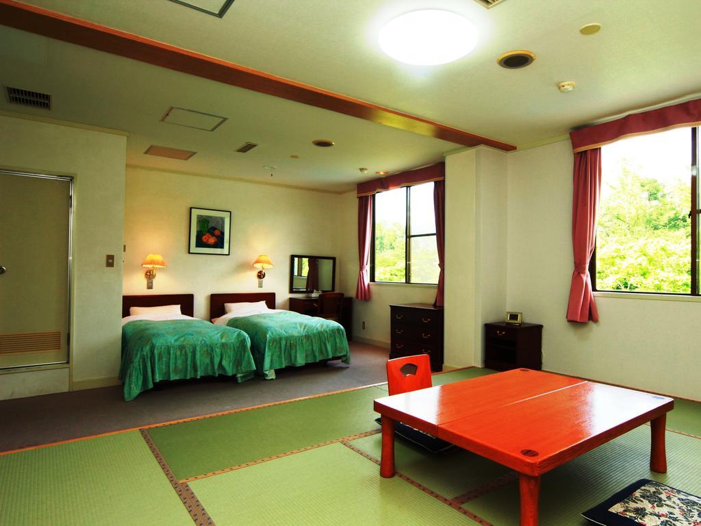You Resort Hotel Yamanouchi  Eksteriør billede