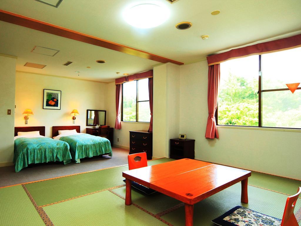 You Resort Hotel Yamanouchi  Eksteriør billede